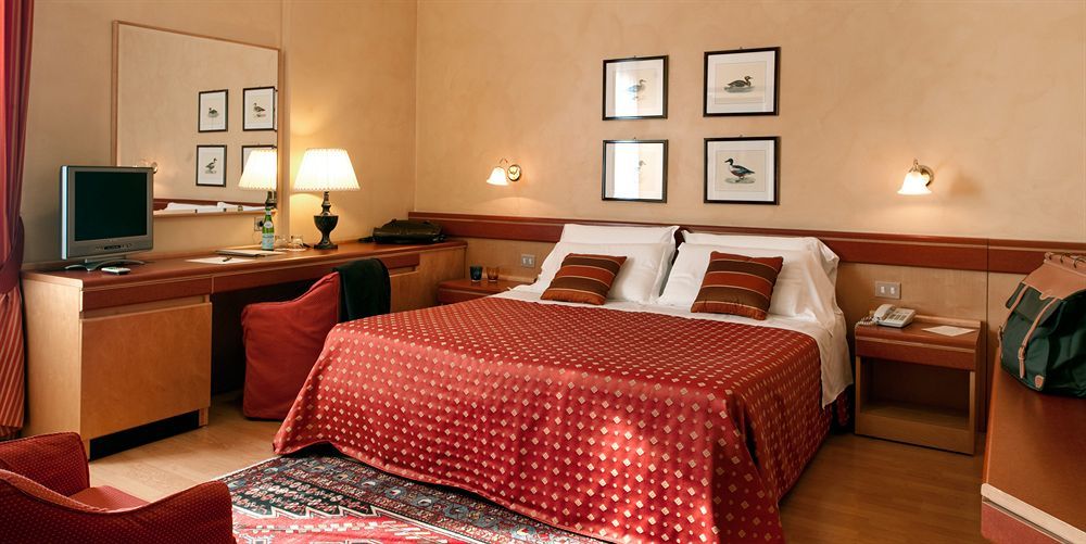 Hotel Ambasciatori Brescia Esterno foto
