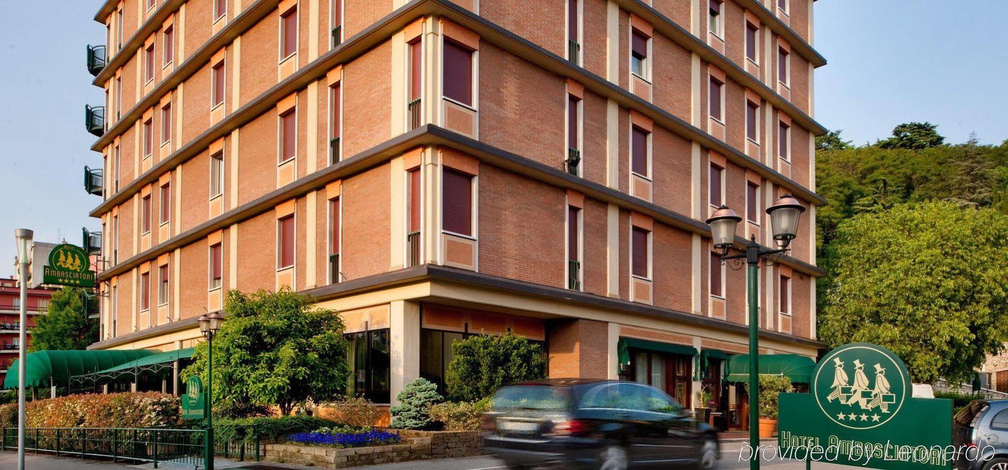 Hotel Ambasciatori Brescia Esterno foto