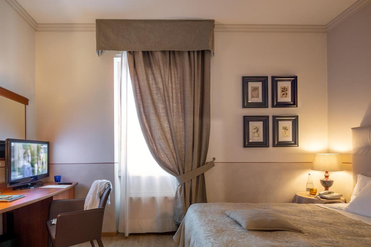 Hotel Ambasciatori Brescia Esterno foto