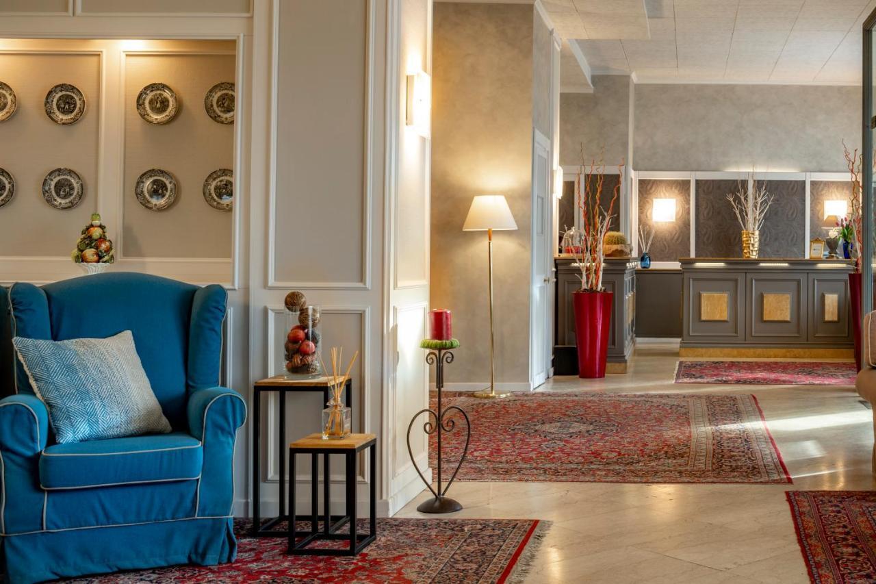 Hotel Ambasciatori Brescia Esterno foto