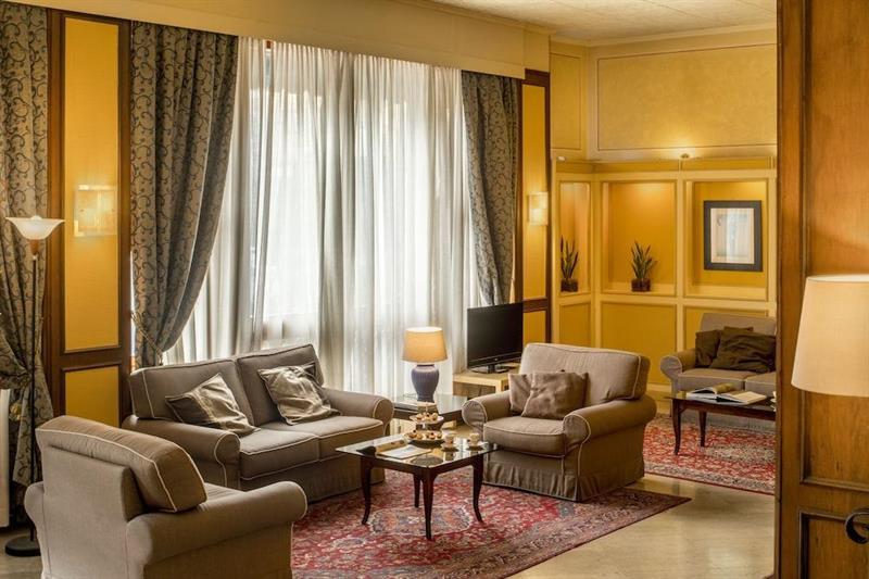 Hotel Ambasciatori Brescia Esterno foto